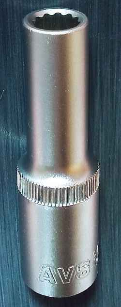 Головка 15мм 1/2" 12 гран. длинная AVS H31215 - изображение Головка 15мм 1/2" 12 гран. длинная AVS H31215 - изображение