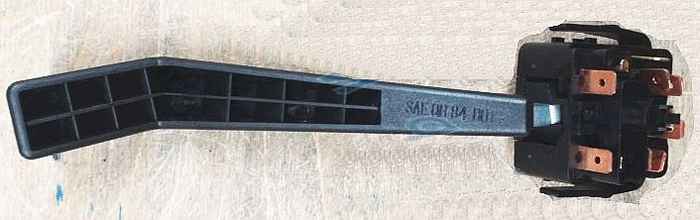 Переключатель подрулевой ВАЗ 2108 правый (стеклоочиститель) <b>AVTOGRAD 2113-3709340-11</b> - изображение