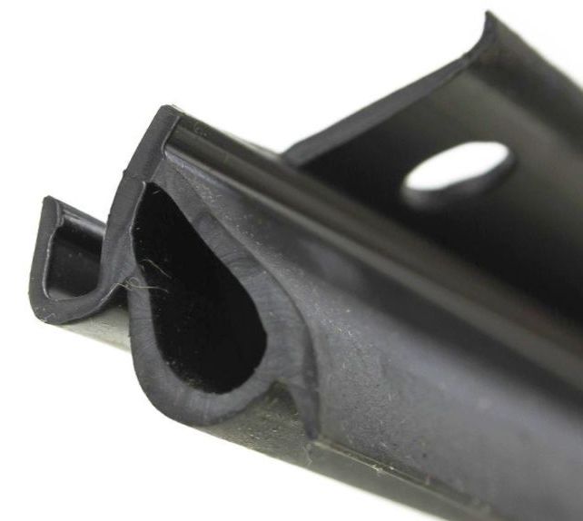 Уплотнитель порога задней правой двери ВАЗ 2123 Нива Шевроле АВТОВАЗ 21230-6207036-01 - изображение 3