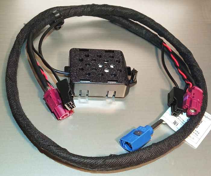 Антенна навигационная Lada Niva Travel <b>АВТОВАЗ 2123-7937100</b> - изображение Антенна навигационная Lada Niva Travel <b>АВТОВАЗ 2123-7937100</b> - изображение