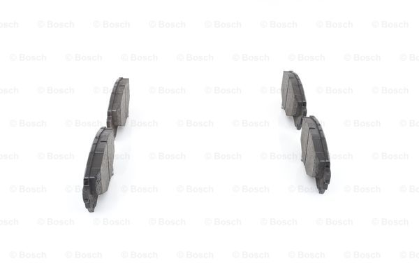 Колодки тормозные дисковые передние <b>BOSCH 0986494793</b> - изображение 1