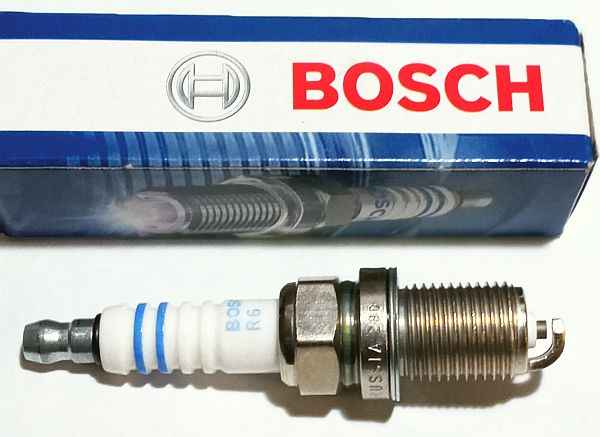 Свеча зажигания BOSCH 0 242 235 666 - изображение 1