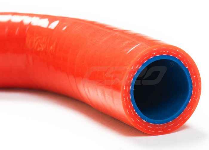 Патрубки отопителя ВАЗ 2111 с 2005г.в. (2шт) силикон красный <b>CS-20 12756</b> (2111-8101200-10, 2111-8101208-10) - изображение 1