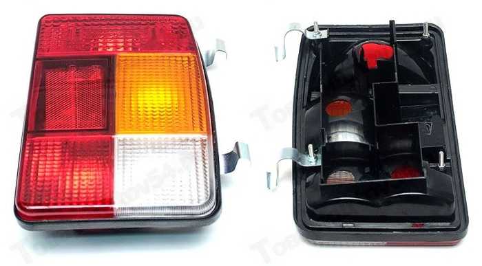 Корпус с рассеивателем ВАЗ 2104 правый <b>ДААЗ 2104-3716030</b> - изображение Корпус с рассеивателем ВАЗ 2104 правый <b>ДААЗ 2104-3716030</b> - изображение