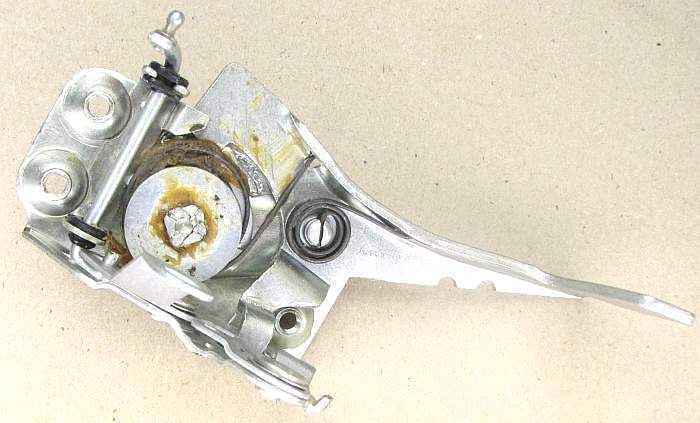 Механизм замка двери внутренний ВАЗ 2121 (передней) правый <b>ДААЗ 2121-6105012</b> - изображение 1