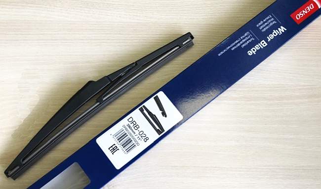 Щетка стеклоочистителя задняя DENSO DRB-028 280мм - изображение 1