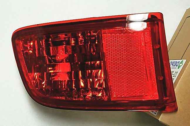 Отражатель Toyota Land Cruiser Prado (J120) 02-09 / 4Runner 02-09 / Hilux Surf 02-09 (Сзади / Справа) <b>DEPO 212-2924R-E</b> - изображение