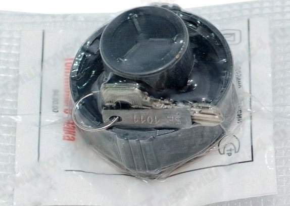 Крышка бензобака ВАЗ 2101-2106 с ключом <b>ДЗА 94000000</b> - изображение