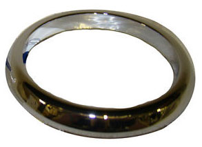 Ободок противотуманной фары <b>FORD 1528748</b> - изображение