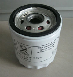 Фильтр масляный / Focus-II,C-MAX,Mondeo-III 1 <b>FORD 1751529</b> - изображение