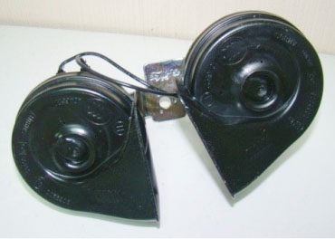 Звуковой сигнал FOCUS 2008-2011 <b>FORD 1806512</b> - изображение Звуковой сигнал FOCUS 2008-2011 <b>FORD 1806512</b> - изображение