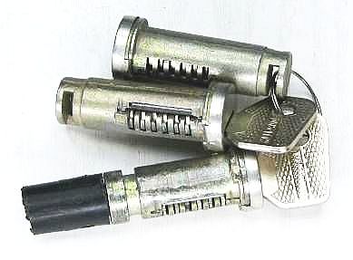 Личинки замков дверей ВАЗ 2101, 21011 <b>Гранд Ри Ал 21779</b> (2101-642508, 2101-6100045)  - изображение