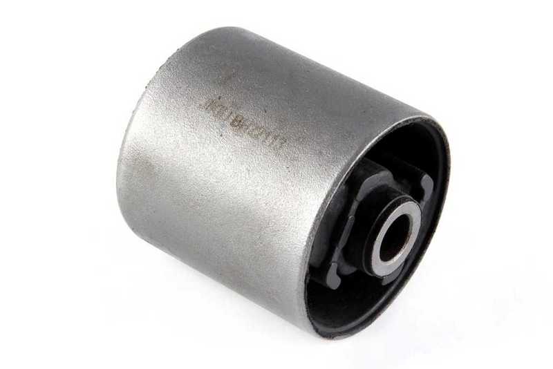 Сайлентблок задн подвески правый NISSAN PRIMERA P12 <b>JIKIU BH22113</b> - изображение