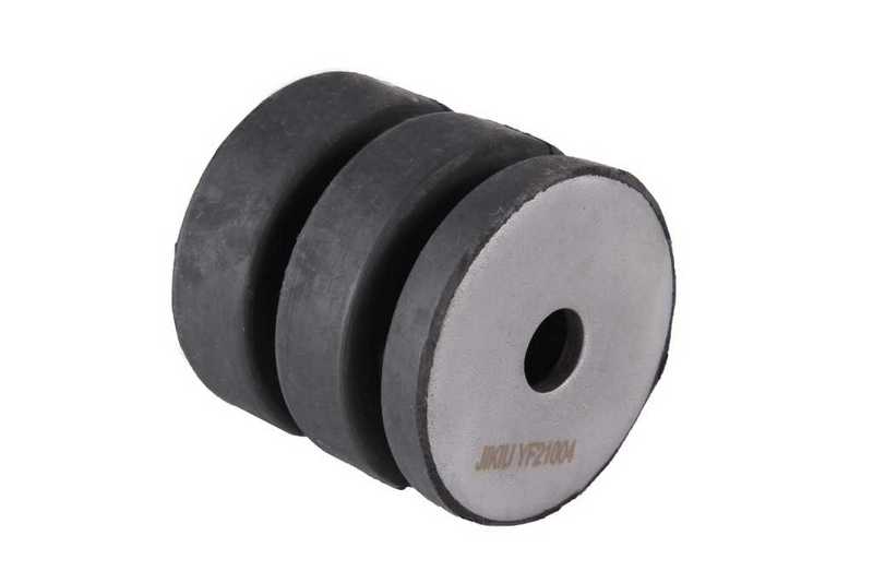 Сайлентблок подрамника передн нижний TOYOTA LAND CRUISER 120/150 <b>JIKIU YF21004</b> - изображение