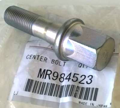 Болт коленвала CS3A <b>MITSUBISHI MR984523</b> - изображение