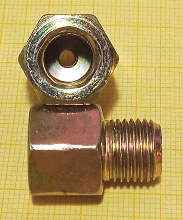 Переходник тормозной трубки наружная М12х1,25 / внутренняя М12х1 - изображение 1
