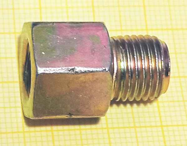 Переходник тормозной трубки наружная М12х1,25 / внутренняя М12х1 - изображение Переходник тормозной трубки наружная М12х1,25 / внутренняя М12х1 - изображение