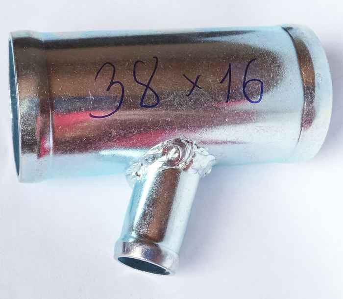 Трубка соединительная - тройник 38х16х38мм косой выход (70°) - изображение 3