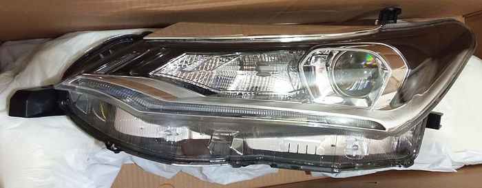 Фара Toyota Corolla Fielder (E160) 15- / Corolla Axio (E160) 15- (Слева / LED / ДХО / Комплектация WxB) <b>SAT ST-12-597CL</b> - изображение 2