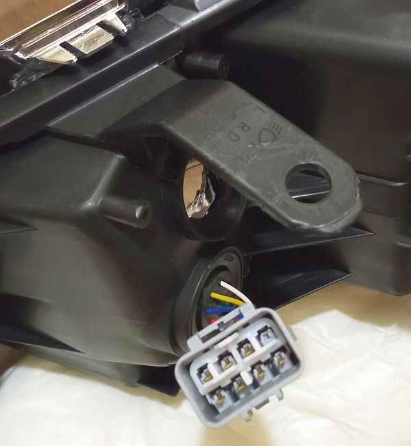 Фара Toyota Corolla Fielder (E160) 15- / Corolla Axio (E160) 15- (Справа / LED / ДХО / Комплектация WxB) <b>SAT ST-12-597CR</b> - изображение 7