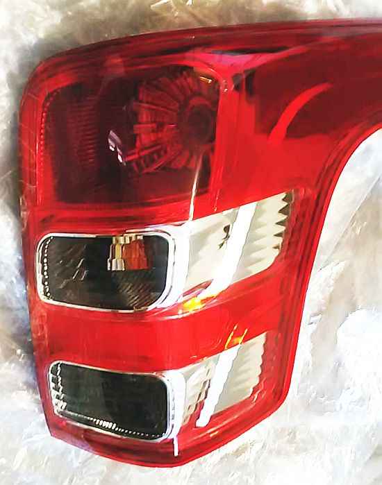 Фонарь задний MITSUBISHI L200 15- прав. <b>SAT ST-214-19L5R</b> - изображение 1