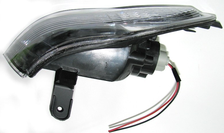 Габарит TOYOTA CARINA 98-01 20-406 черный <b>SAT ST-20-406R</b> - изображение 2