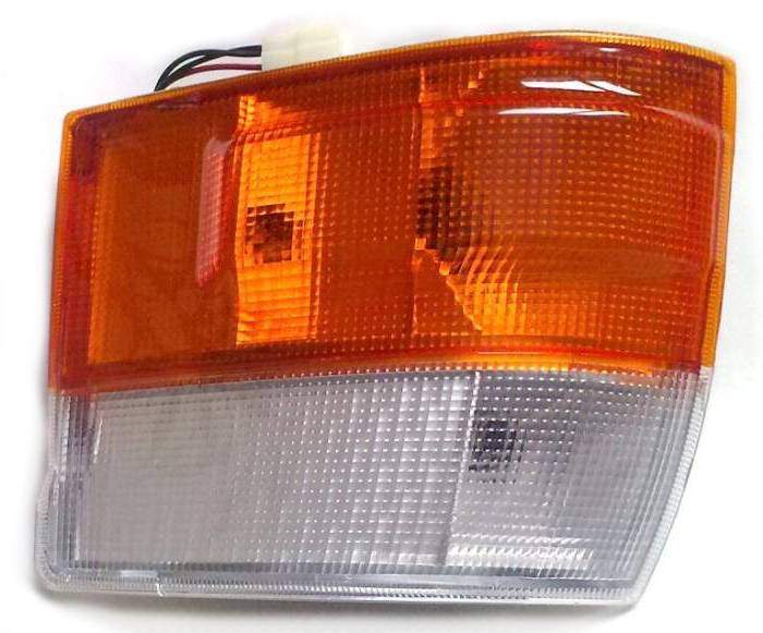 Габарит TOYOTA HIACE 89-99 <b>SAT ST-212-1549L</b> - изображение