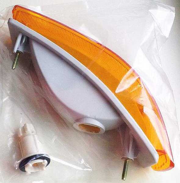 Поворотник TOYOTA COROLLA 87-90 <b>SAT ST-212-1629R</b> - изображение 3