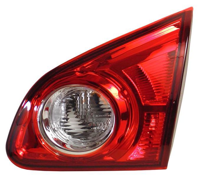 Вставка в крышку багажника NISSAN QASHQAI / DUALIS 06-10 <b>SAT ST-215-1321R</b> - изображение