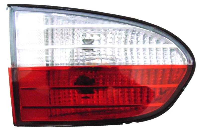 Вставка в крышку багажника HYUNDAI H-1 / STAREX 05-07 <b>SAT ST-221-1302L-U</b> - изображение
