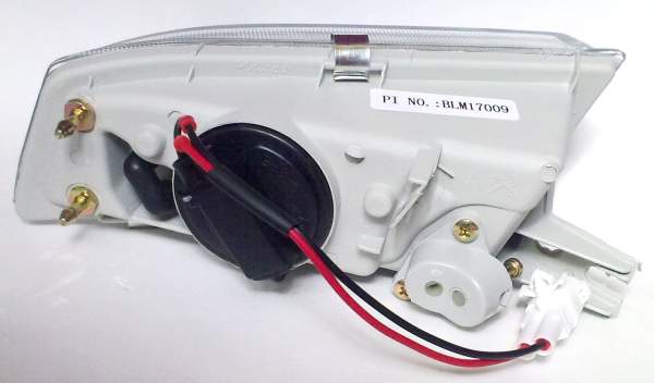 Фара противотуманная TOYOTA IPSUM 98-01 44-27 <b>SAT ST-44-27R</b> - изображение 2