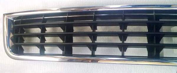Решетка в бампер AUDI A4 01-05 хром <b>SAT ST-AU26-000G-0</b> - изображение 1