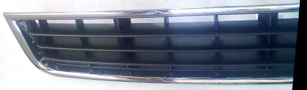 Решетка в бампер AUDI A4 01-05 хром <b>SAT ST-AU26-000G-0</b> - изображение 2
