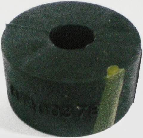 Втулка FR / RR амортизатора верхняя MITSUBISHI DELICA / CARGO / L300 86-04 / MONTERO / PAJERO 91-99 <b>SAT ST-MT100378</b> - изображение