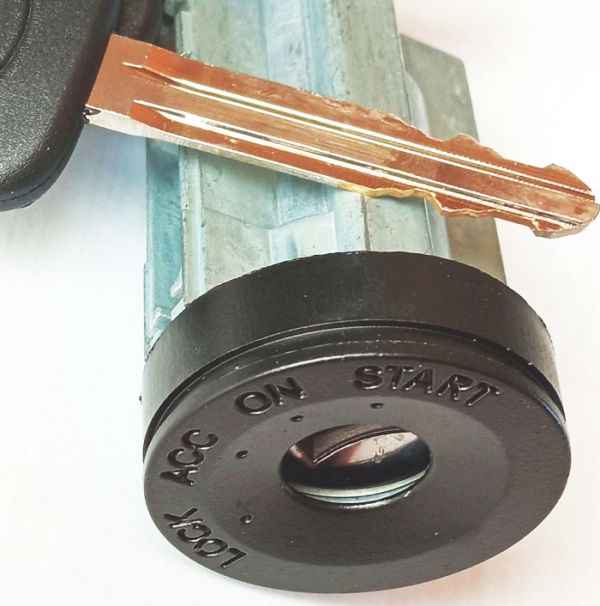 Личинка замка зажигания TOYOTA COROLLA / SPRINTER 91-02 (пр-во Тайвань) <b>SAT ST-TY26-410L-0</b> - изображение 4