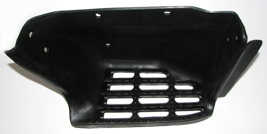 Подножка TOYOTA DYNA / TOYOACE 99-11 прав. (пр-во Тайвань) <b>SAT ST-TY68-520-1</b> - изображение 1