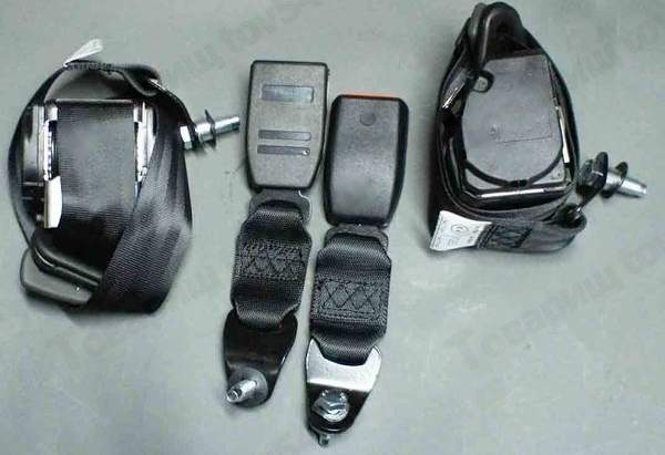 Ремень безопасности ВАЗ 2105 задний инерционный (2шт) с замком <b>SINTA 2105-8217208</b> - изображение Ремень безопасности ВАЗ 2105 задний инерционный (2шт) с замком <b>SINTA 2105-8217208</b> - изображение