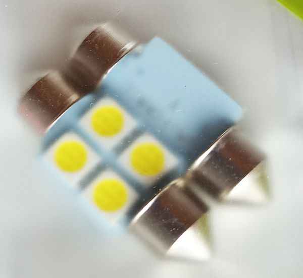Лампа (LS65) светодиодная 1131-SMD4 T11x31 (SV8,5-8) 31мм 4 SMD белая 12V SkyWay S08201170 - изображение 2