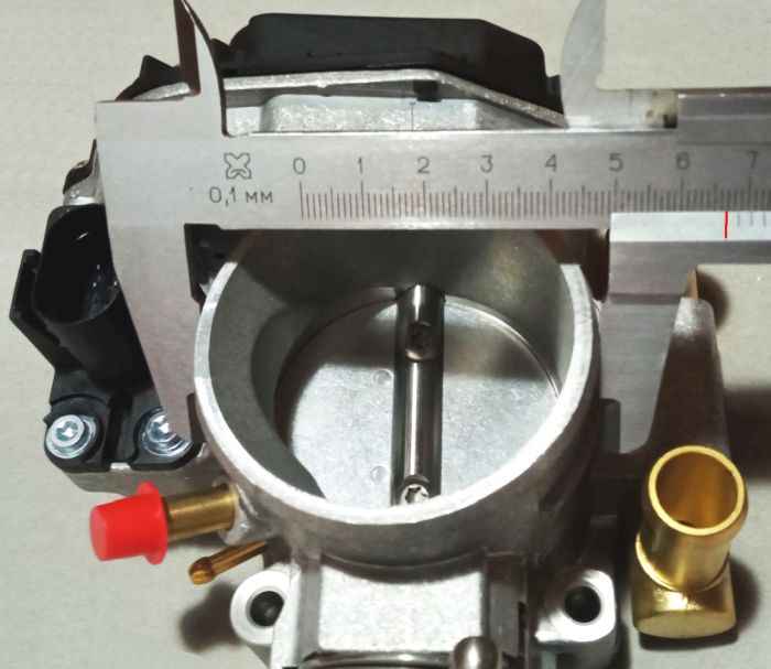 Заслонка дроссельная Audi A4A6, VW Passat 1.61.8i 94-01 STELLOX 7551558SX - изображение 2