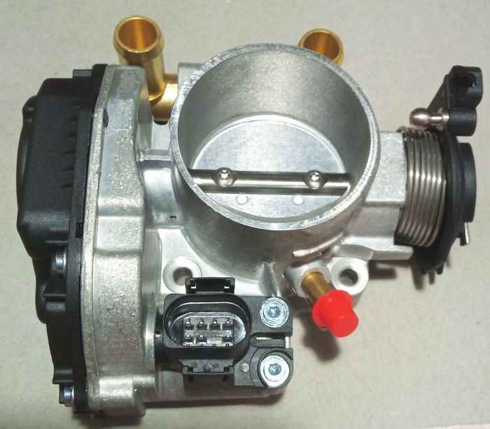 Заслонка дроссельная Audi A4A6, VW Passat 1.61.8i 94-01 STELLOX 7551558SX - изображение Заслонка дроссельная Audi A4A6, VW Passat 1.61.8i 94-01 STELLOX 7551558SX - изображение