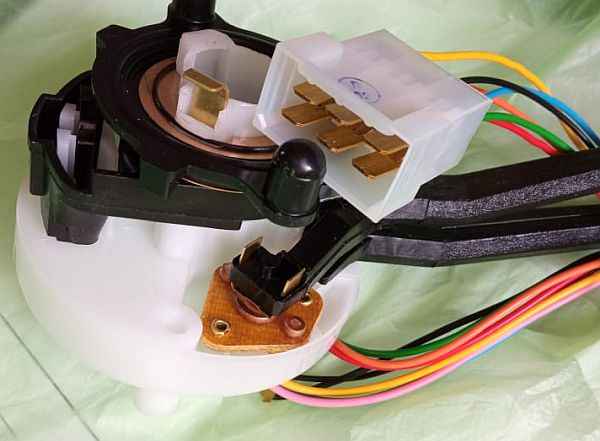 Переключатель подрулевой ВАЗ 2101 (М) <b>Точмаш П135</b> - изображение 2