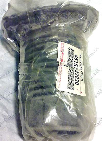 Пыльник FR стойки Gracia / Windom <b>TOYOTA 48157-33030</b> - изображение