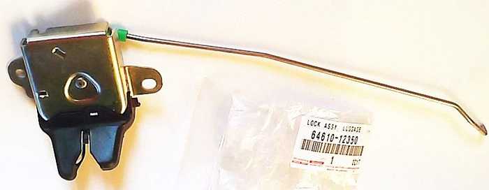Замок багажника TOYOTA 64610-12350 - изображение