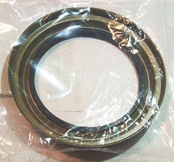 Сальник FR ступицы HILUX 07- внутренний <b>TOYOTA 90316-T0002</b> - изображение 1