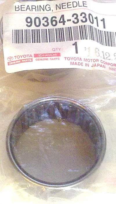 Подшипник кулака поворотного (игольчатый) LAND CRUISER 100 <b>TOYOTA 90364-33011</b> - изображение