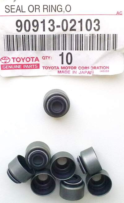 Колпачек маслосъемный выпускной 3,4,5SFE,3,5VZFE,3RZ 92- <b>TOYOTA 90913-02103</b> - изображение