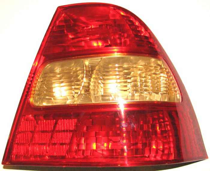 Фонарь задний TOYOTA COROLLA 00-02 прав. <b>TYC TG-212-19D8R-UE</b> - изображение