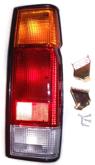 Фонарь задний NISSAN DATSUN 88-92 прав. <b>TYC TG-215-1926R</b> - изображение
