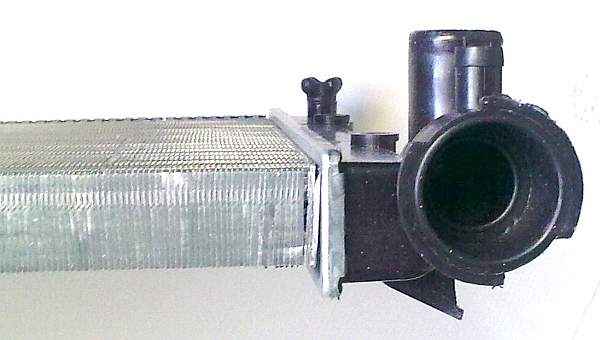 Радиатор охлаждения ВАЗ 2106 алюминиевый ДААЗ (2106-1301012) - изображение 2