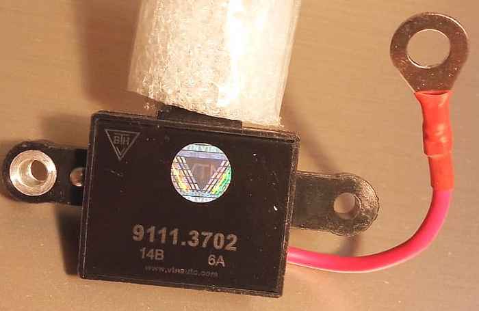 Реле зарядки ВАЗ 2110 14,5В с генерат. серии 94 <b>ВТН 9111.3702</b> - изображение 2